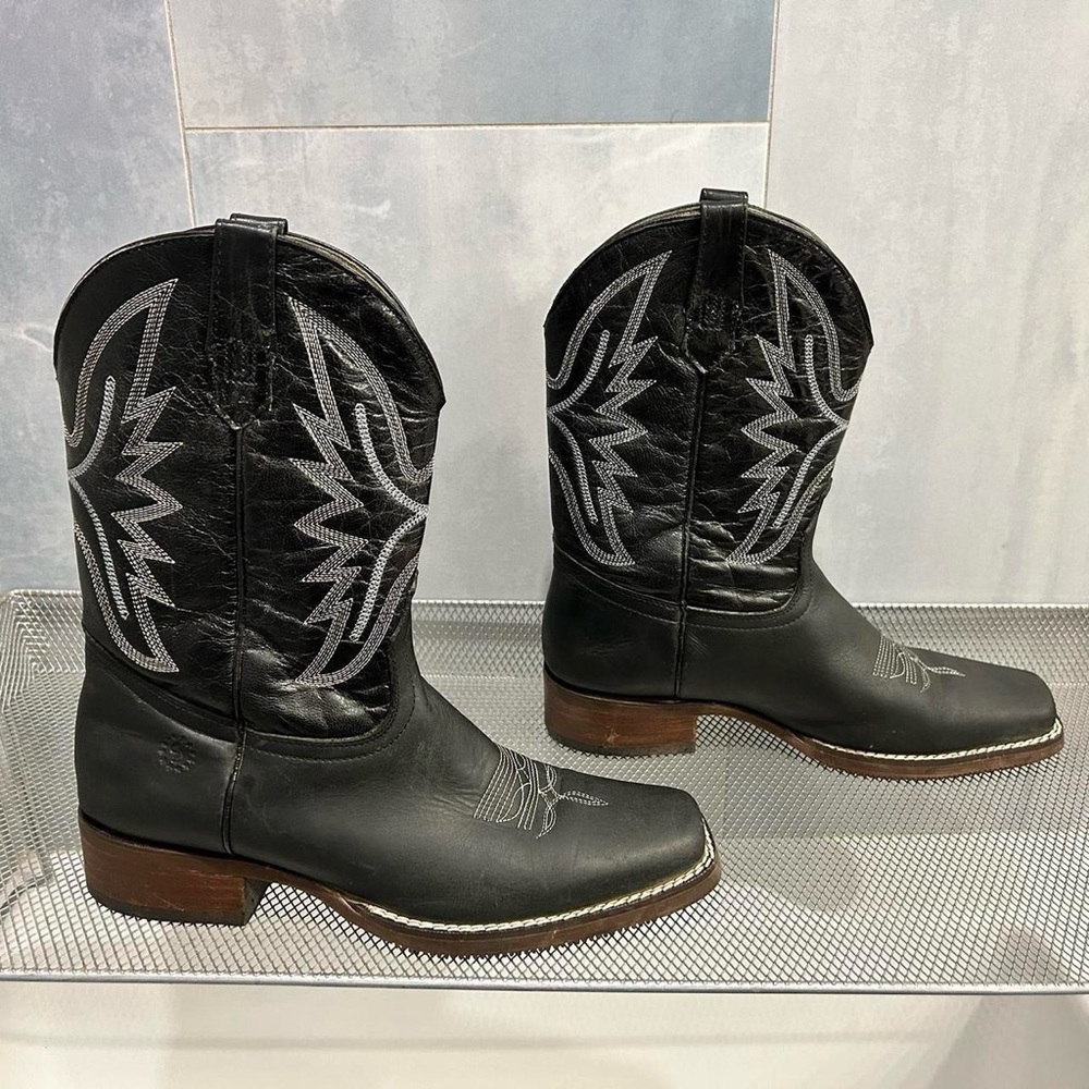Caballo Dorado Black Leather Cowboy Boots